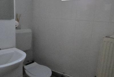 Vânzare apartament 3 camere , parter, micro 5 Târgoviște - 2