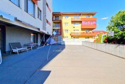 Apartament cu 5 camere si curte de 358 mp. - 21