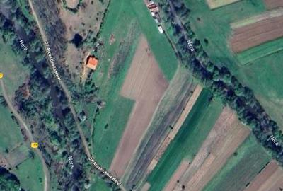 Teren 3600 mp pe drumul de acces in Cheile Nerei - Oportunitate excelenta! - 3