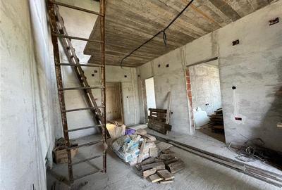 Casa de vanzare in zona centrala din Petreu - 11