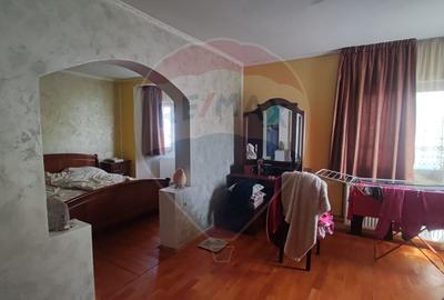 Casă cu 6 camere de vânzare, teren generos,  Osorhei - 7