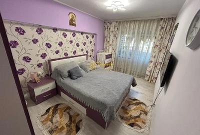Apartament cu 3 camere decomandat în Păcurari