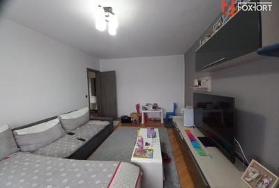 Apartament cu 3 camere de vanzare in zona Lipovei - 2