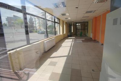 Zona Milcov - spatiu comercial -  subsol + parter - 136mp - 4
