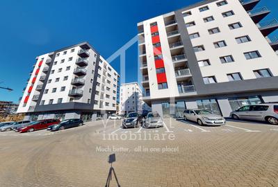 Apartament cu 3 camere semidecomandat în Est