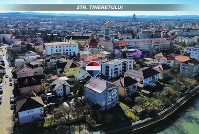 Casă / Vilă cu 5 camere de vânzare în zona Orasul Vechi - 4