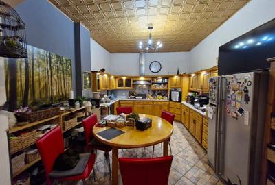 Imobil Multifuncțional – Spații Comerciale și Apartamente - 6