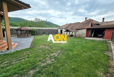Casă Individuală, 1715mp Teren, Ampoița - 2