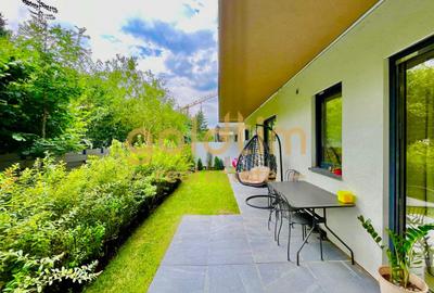 Apartament cu 3 camere decomandat, mobilat în Iancu Nicolae