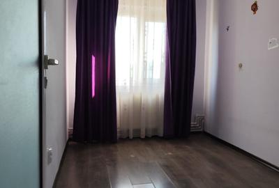 Apartament 3 camere decomandat de vânzare – Micro 16 - 3