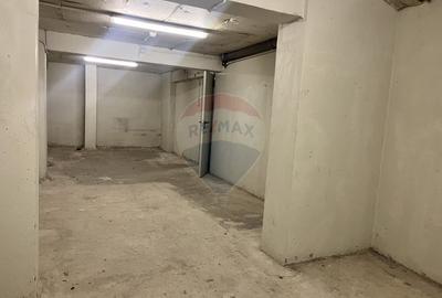 Spațiu Comercial Premium de Inchiriat - 17
