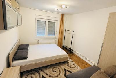 Apartament 3 camere, decomandat, etaj 2 - zona Olimpia Stadion - 2