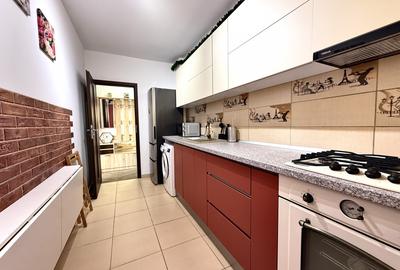 Apartament 2 camere decomandat | cu 2 balcoane și parcare | 5 min metrou - 7