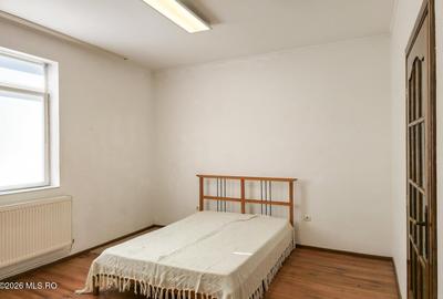 Lunei - Ion Neculce, 2 Apartamente. Mansarda 157 mp. Anexe, Lot 475 mp - 22