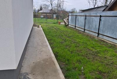 Casa cu 3 camere 80 mp, teren 650 mp, gazon, centru Holboca - 3