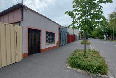 Casă individuală cu 1 camere în Central