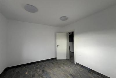 Lugoj, Pensiune 16 Cam., 850 Mp, Renovata Str. Principala - 25