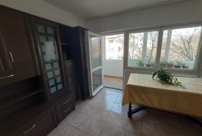 Vitan Mall strada Rarau - 5