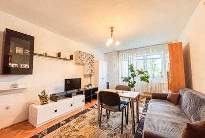 Apartament cu 2 camere decomandat în Zorilor