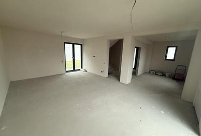 Casă individuală cu 5 camere în Florești