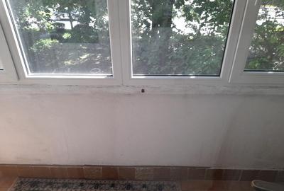 Vand 3 camere decomandate central - 8