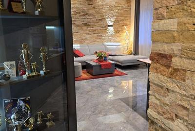Apartament 2 camere ultrafinisat  cu gradina de 40 m2  zona Tautului - 2