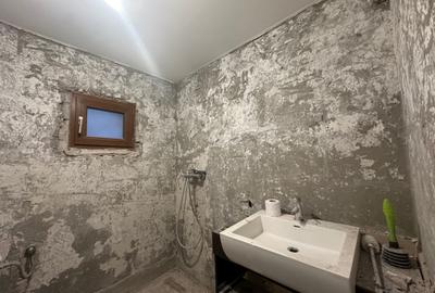 Vanzare - 4 camere - Parter  - Imobil 2000 - Ultracentral - 5