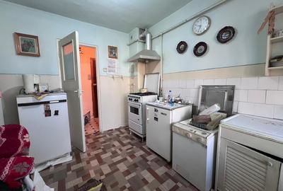 Apartament 2 camere,zona Piata Centrala - 11