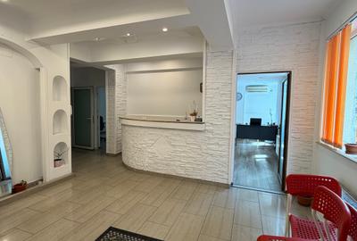 Piata Romana / cladire comerciala 2004 / duplex etaj 1+2/5 / 6 camere + receptie - 2