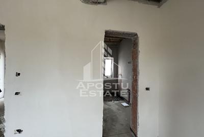 DE VANZARE casa alipita in Covaci cu curte mare - 9