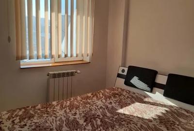 Apartament cu 2 camere semidecomandat, mobilat în Tătărași