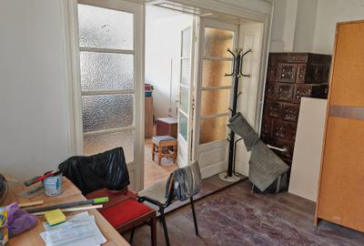 Casa 4 camere libera la vanzare RASNOV - zona Florilor - 4