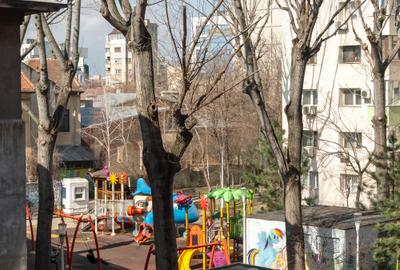 Vanzare 4 camere Moșilor, vis-a-vis de Banca Transilvania, etaj 2, liniște - 28