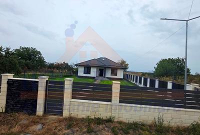 Vila Butimanu, locatie excelenta pentru locuit permanent sau casa vacant - 7