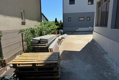 Vânzare/Inchiriere Azil Modern în Techirghiol - Parter + 3 Etaje - 10