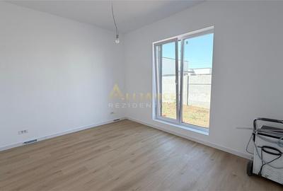 Casa Individuala - 4 camere - 2 bai - 300 mp teren - 7