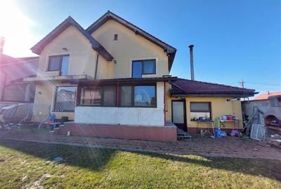 Casa spatioasa in Livada! - 1