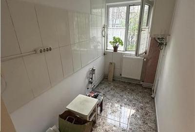 2 camere cu centrala proprie si balcon - 10