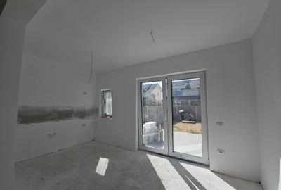 Duplex P+E in Mosnita cu utilitati si stada asfaltata - 8