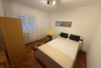 Apartament cu 3 camere decomandat, mobilat în Zorilor