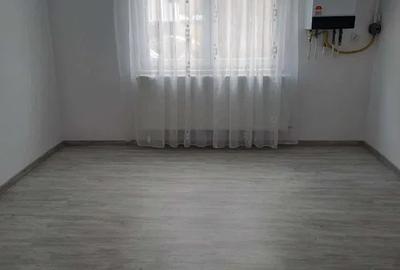 Garsoniera, 21mp, zona Bulgaria - 3