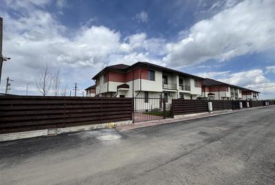 Casă cu 4 camere în Rahova