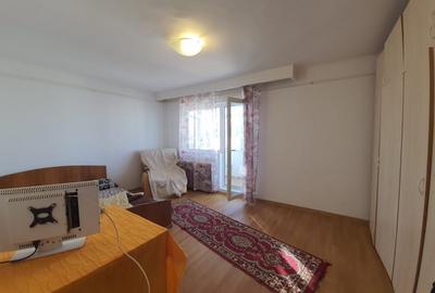 DACIA-Farmacris Apartament cu 2 camere 2 balcoane - 1