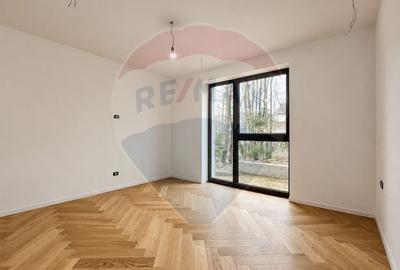 Apartament parter cu 3 camere, curte proprie in inima padurii - Sinaia - 13