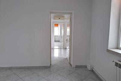 URGENT!, libera, rezidential/birou/comercial, 2 intrari, NEGOCIABIL - 12