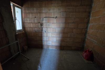 Duplex despartit prin cam. tehnica /  Toate utilitatile - 14