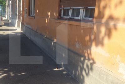 Casă individuală cu 4 camere în Lugoj