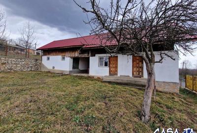 Casa situata in Oras Tismana - Valcele - 1