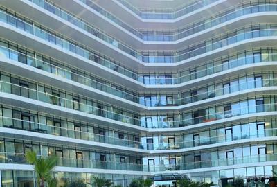 Apartament 3 camere White Sea Mamaia Nord lux vedere frontala la mare - 1