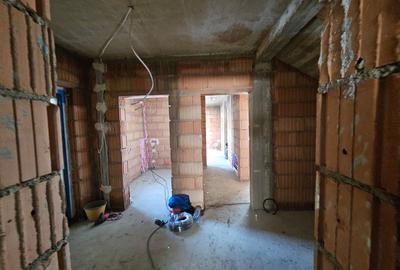Apartamente, 3 cam, 2 băi, 2 parcări, et. 1 și P, curte generoasă, Moșnița Veche - 6